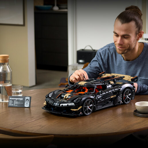 LEGO® Technic Megaautomobil Koenigsegg Sadair’s Spear 42232