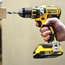 DEWALT akumulatorska bušilica XR 18 V - 2 akumulatora, punjač, kofer - DCD790D2