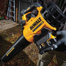 DEWALT akumulatorski puhač lišća DCM562P1 - 18 V u setu sa baterijom 5.0 Ah + punjač