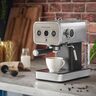 RUSSELL HOBBS aparat za espresso kavu Distinctions 26452-56, Titanium