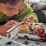LEGO® City Kamper za pustolovinu i odmor 60454