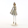 Figura djevojka u kaputu 29cm, bijela
