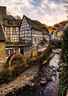 Ravensburger 1000 kom puzzle Monschau in the Eifel region