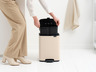 Brabantia Bo kanta s pedalom, 12 l, bež