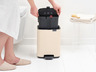 Brabantia Bo kanta s pedalom, 7 l, bež