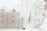 Brabantia NewIcon kanta s pedalom, 30 l, bijela