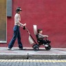 Kinderkraft Tricikl SPINSTEP 2 PLUS, zeleni