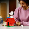 LEGO® Ideas Peanuts: Snoopyjeva kućica 21368