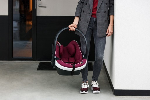 BeSafe autosjedište iZi Go Modular X1 i-Size, Burgundy crvena (0+)