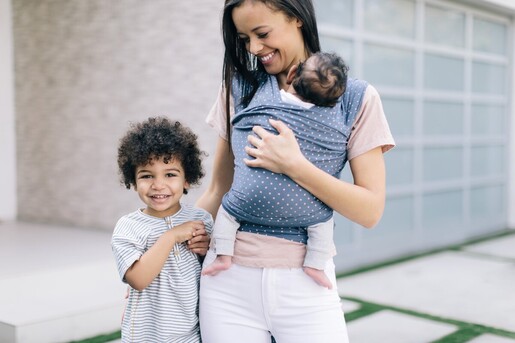 Ergobaby Aura marama, Coral Dots