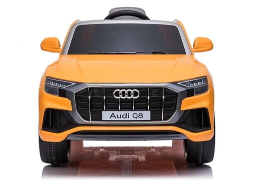Audi Q8 licencirani auto na akumulator, žuti