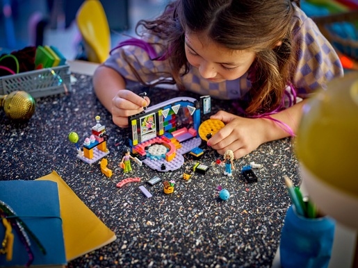 LEGO Friends Tulum s karaokama 42610