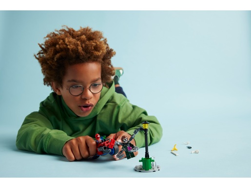 LEGO Super Heroes Utrka na motociklima: Spider-Man protiv Doca Ocka 76275