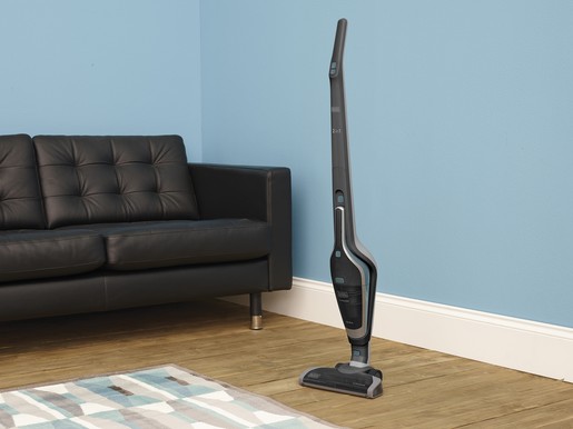 BLACK & DECKER usisavač SVA420B