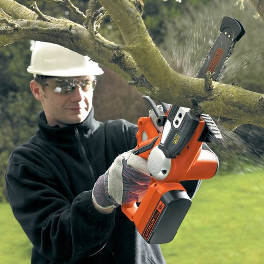 Black & Decker akumulatorska motorna testera 18 V, 2.0 Ah