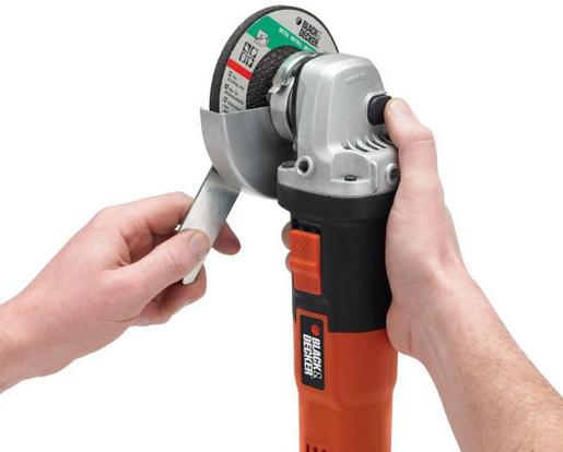 Black & Decker ugaona brusilica 900 W 115 mm