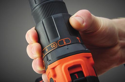 BLACK & DECKER set akumulatorska udarna bušilica i ubodna pila 18V - BCK22S1S