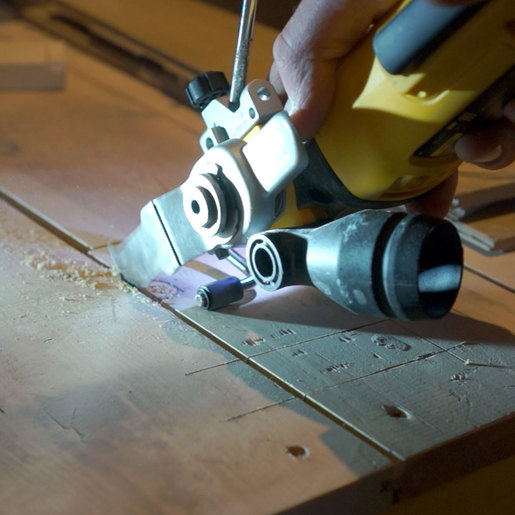 DeWalt višenamjenski alat s priborom 300 W