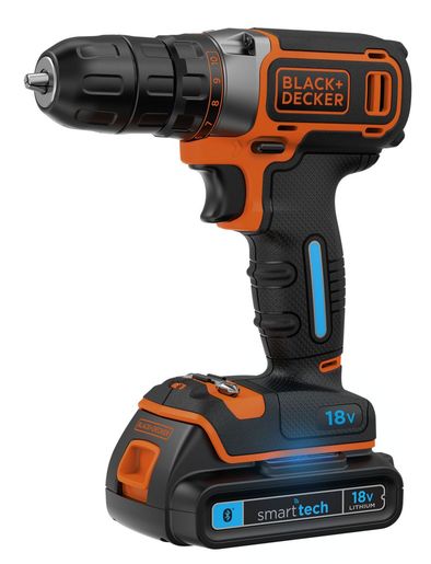 Black & Decker akumulatorska bušilica 18V smartTech