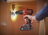 Black & Decker akumulatorska udarna bušilica 18V smartTech