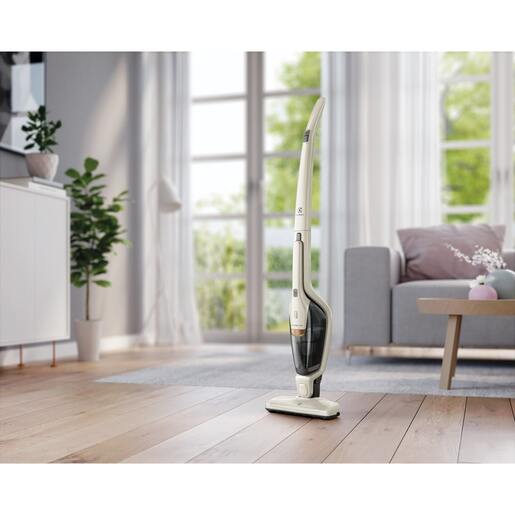 Electrolux EERC73SW правосмукалка
