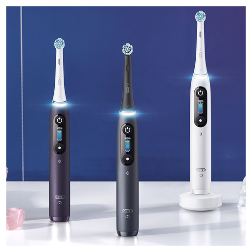 Oral-B iO8 BLACK ONYX електрична четка за заби