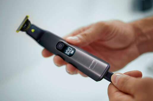 Philips QP6551/15 OneBlade Pro Машинка за бричење