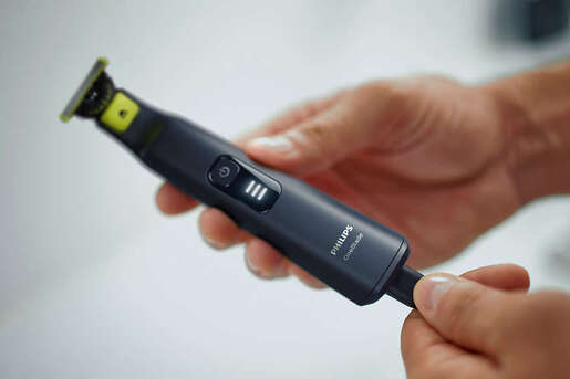 Philips QP6541/15 OneBlade Pro Машинка за бричење