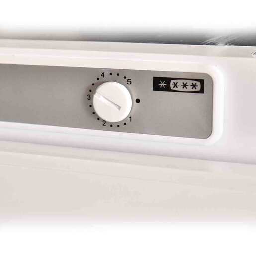 Vox IVF 1450 F Вграден замрзнувач