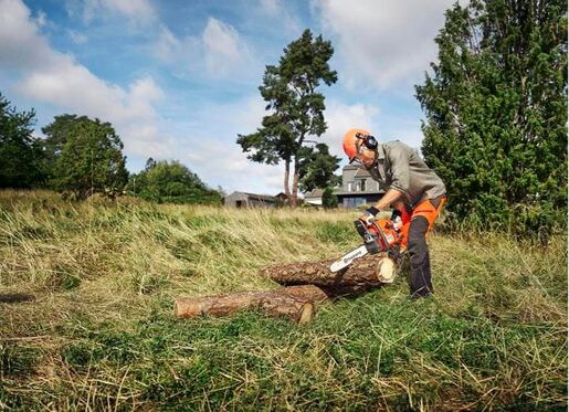 Husqvarna 435 II моторна пила 1.6 kW