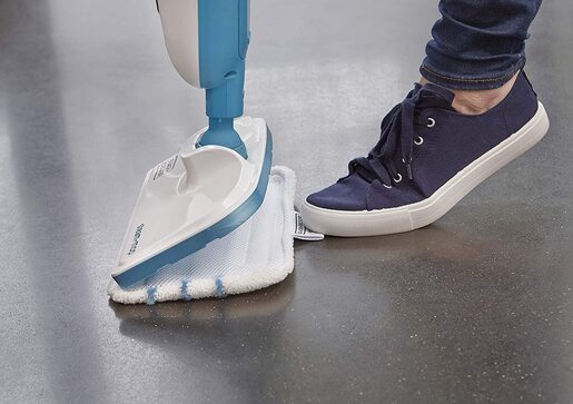 Black & Decker Чистач на пареа 1300W