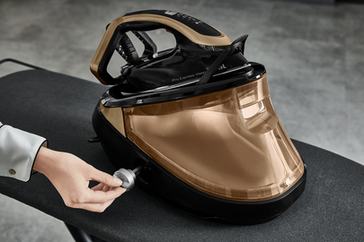 Tefal GV9820E0 Пегла со парен генератор