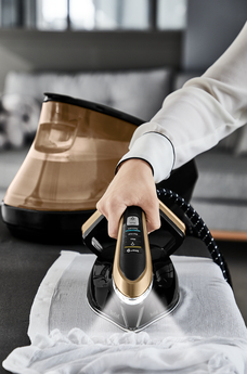 Tefal GV9820E0 Пегла со парен генератор