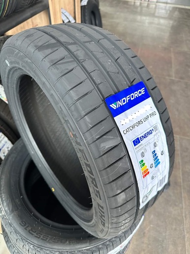 WINDFORCE 255/35 R19Y UHP-PRO CatchFors XL (96)Y
