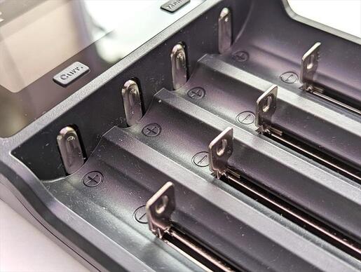 Battery CHARGER XTAR VC4SL w/4xAA, AAA,CR123, LCD DISPLAY, TYPE-C