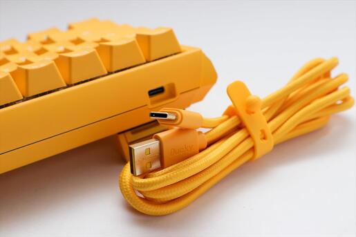 KEYBOARD MECHANICAL DUCKY ONE 3 MINI RGB 60% PBT Double-shot keycaps HOT-SWAPPABLE Cherry MX Brown, Yellow, DKON2161ST-BUSPDYDYYYC1