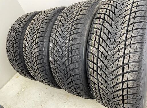 Goodyear 215/65 R16 102H UG Performance 3 XL