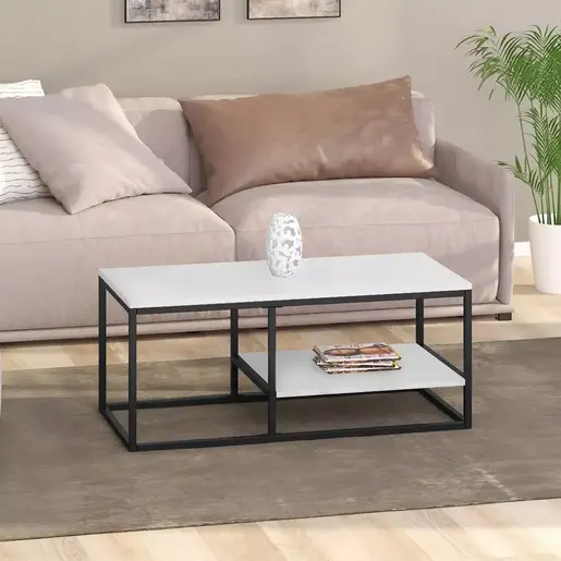 MK 22-03-01 Клуб маса АУРА Бела