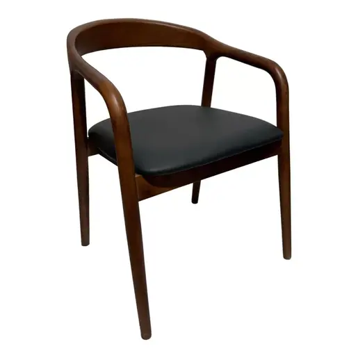 382-000006 Hogie фотелја кафеаво дрво со PU перница црна
