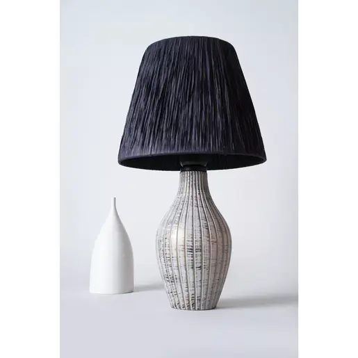 687HMY2201 Столна ламба YL494