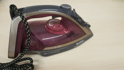 TEFAL FV 6840 E0 пегла на пареа, 2800W, 270мл
