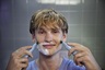 PHILIPS QP1324/20 OneBlade Електричен брич за мажи, First shave