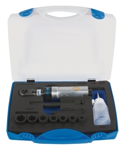 UNIOR Čegrtaljka pneumatska 3/8'' sa nasadnim ključevima, u metalnoj kutiji 615513