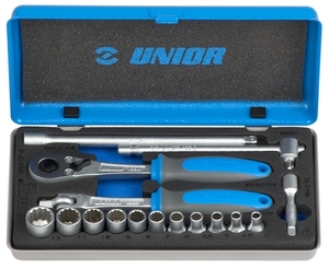 UNIOR Ključevi nasadni, prihvat 1/4'', u metalnoj kutiji 617118