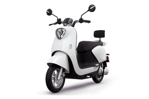 Baterijski skuter yadea m6 72v 20ah - beli