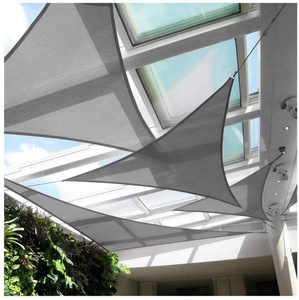 ModernHome Solarno trouglasto jedro 5x5x5m Gray ModernHome 19192G GRAY