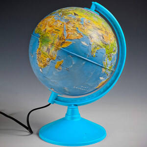 Svetleći globus sa životinjama  ø 20 cm na srpskom jeziku