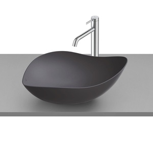 Roca A327A13080 Ruy Ohtake Matt Black FineceramicÂ® umivaonik (lavabo) 55x38x18 nadgradni ovalni asimetrični sa poklopcem za odliv