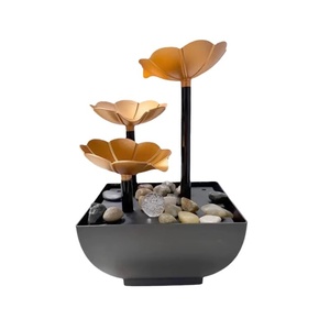 Mini sobna fontana 14x14x22cm L14gold