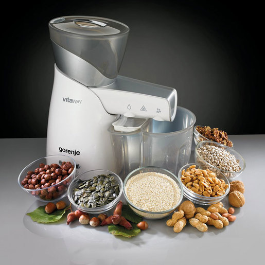 Gorenje aparat za hladno ceđenje ulja OP650W